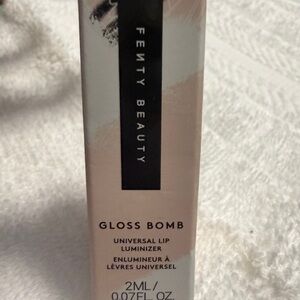 Fenty Beauty Gloss Bomb - Universal Lip Luminizer